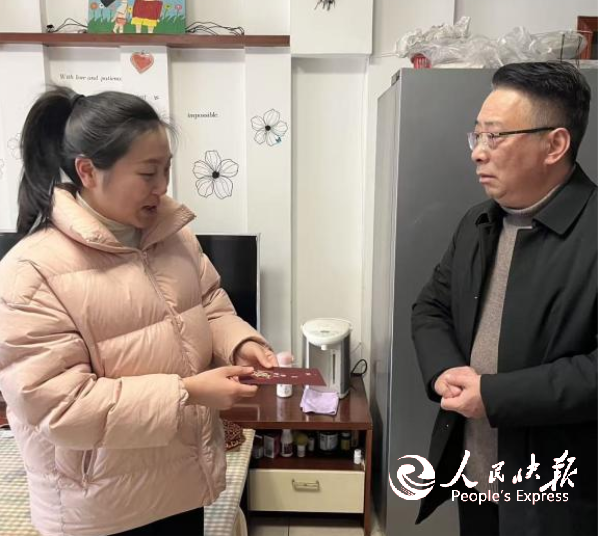 寒冬送暖，温情满园——开江县普安镇骑···