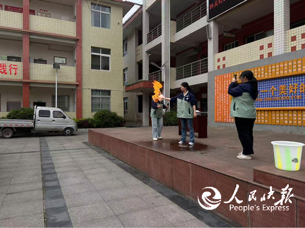 1775829250342354.png 图片2.png